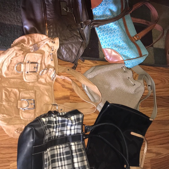 Purses - Picture 2 of 4